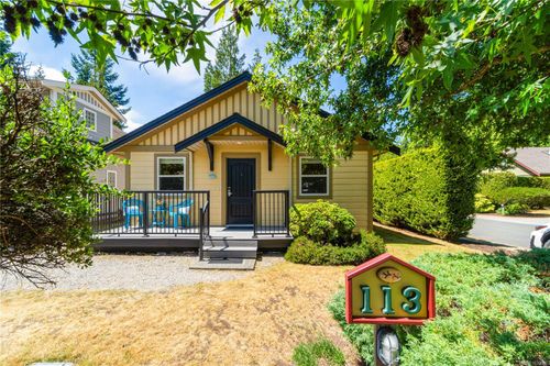 113-1080 Resort Dr, Parksville, BC, V9P2E3 | Card Image