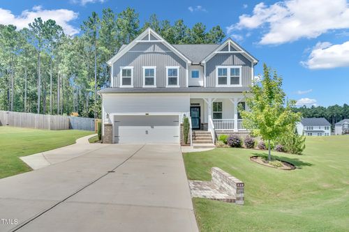 61 Cascade Pl, Clayton, NC, 27527-6131 | Card Image