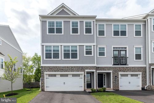 158 Everleigh Dr, ROYERSFORD, PA, 19468-4352 | Card Image