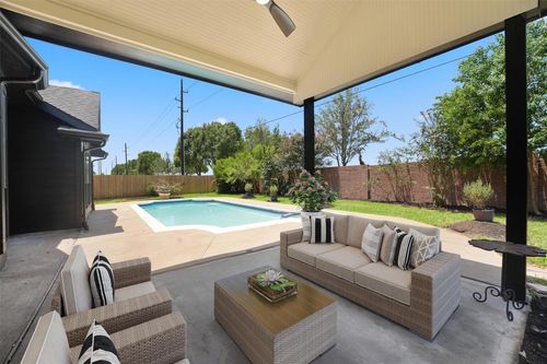 5703 Ashbury Trails Ct, Sugar Land, TX, 77479-8909 | Card Image