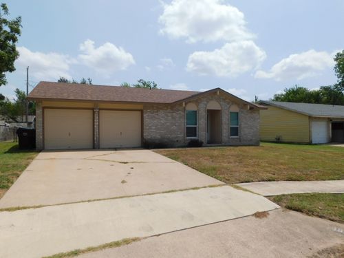 1902 Aberdeen Dr, Round Rock, TX, 78664-2104 | Card Image