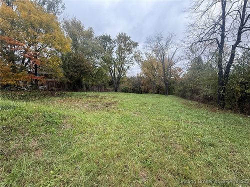 1915 Leon Prall Rd, Otisco, IN, 47163-9662 | Card Image