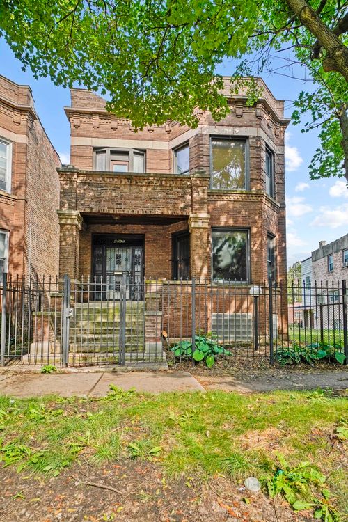6215 Evans Ave, Chicago, IL, 60637-2503 | Card Image