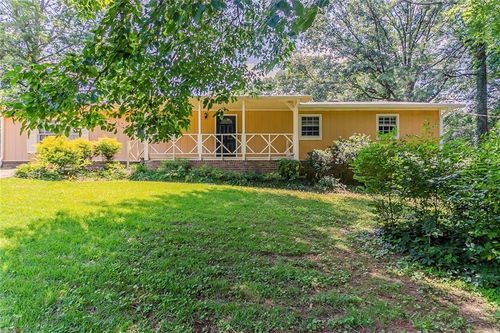 2783 Bicentennial Dr, Stone Mountain, GA, 30087-3809 | Card Image