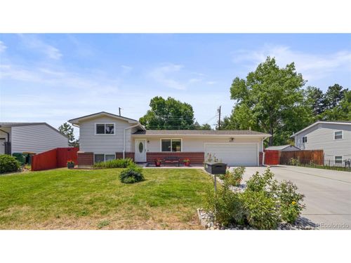 957 S Owens Ct, Lakewood, CO, 80226-3843 | Card Image