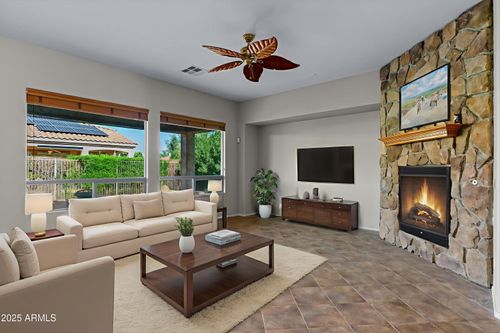 4120 E Donato Dr, Gilbert, AZ, 85298-8641 | Card Image