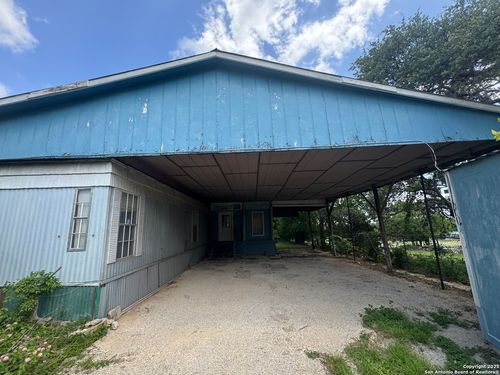 116 Rambling Dr, Canyon Lake, TX, 78133-3847 | Card Image