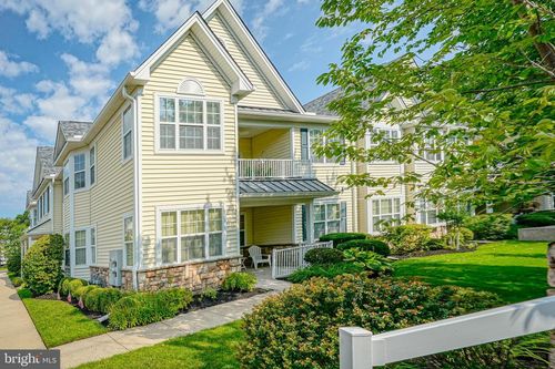 86 Pelican Pl, West Deptford, NJ, 08086-2242 | Card Image