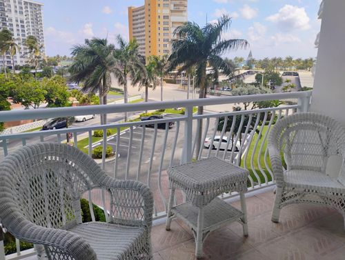 apt-407-301 N Ocean Blvd, Pompano Beach, FL, 33062-5162 | Card Image
