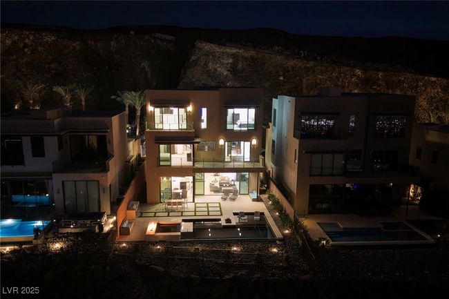 645 Overlook Rim Dr, House other with 4 bedrooms, 6 bathrooms and null parking in Henderson NV | Image 37