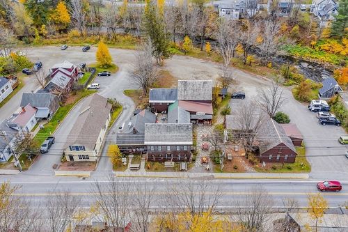 28 W Main St, Wilmington, VT, 05363-9680 | Card Image