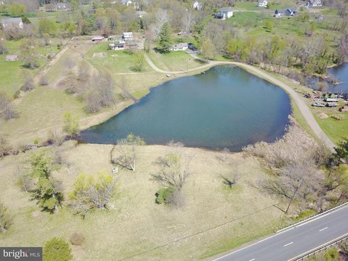 35142 Leesburg Pike, ROUND HILL, VA, 20141-2125 | Card Image