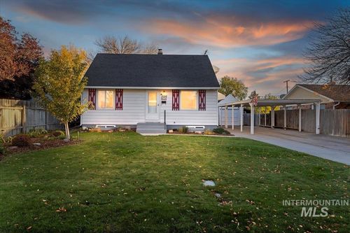 2026 11th Ave E, Twin Falls, ID, 83301-6710 | Card Image