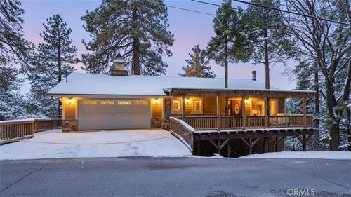 25152 Valle Dr, Crestline, CA, 92325-9351 | Card Image