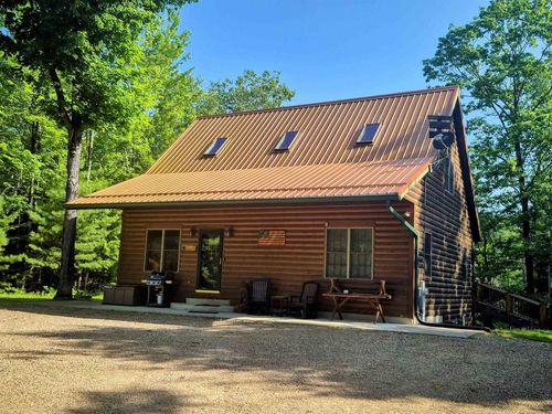 16431 Woodridge Lane, Doty, WI, 54149 | Card Image