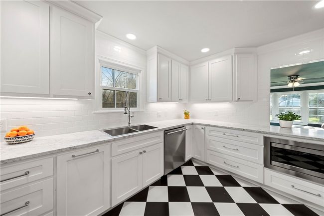 3218 Cumberland Ave, House other with 3 bedrooms, 2 bathrooms and 2 parking in Waco TX | Image 45