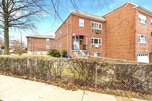 3227 Griswold Ave, Bronx, NY, 10465-1136 | Card Image