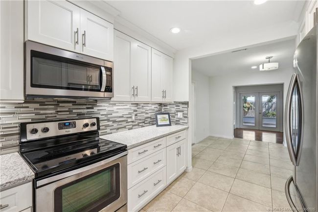 338 Winnachee Dr, House other with 2 bedrooms, 2 bathrooms and null parking in Stuart FL | Image 9