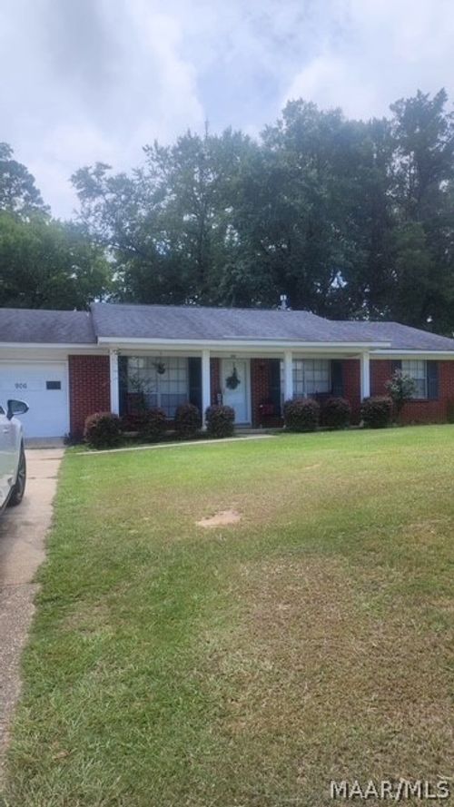 906 Skidmore Ave, Prattville, AL, 36066-4924 | Card Image