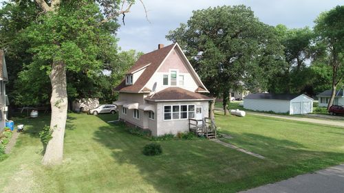 547 Grant St, Wendell, MN, 56590-8511 | Card Image