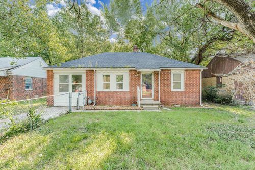 1018 N Volutsia Ave, Wichita, KS, 67214-3248 | Card Image