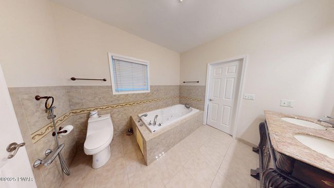 bathroom 3 | Image 43