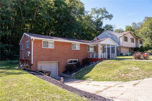 105 Edies Way, Ross Twp, PA, 15229 | Card Image