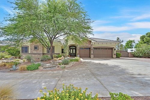 8485 Frazier Park Ct, Las Vegas, NV, 89143-5002 | Card Image