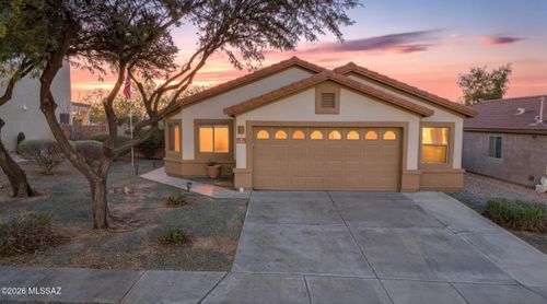 8246 S Camino Serpe, Tucson, AZ, 85747-9030 | Card Image