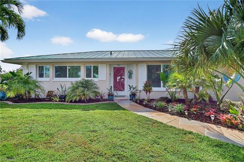 4638 Vinsetta Ave, NORTH FORT MYERS, FL, 33903-4656 | Card Image