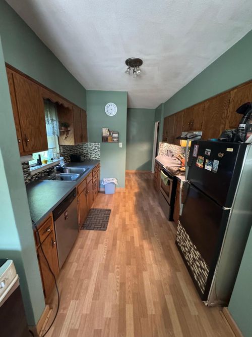 525 S Washington St, New Ulm, MN, 56073-2131 | Card Image