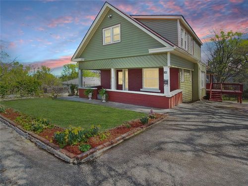 109 Garfield Pl, Kansas City, MO, 64124-1652 | Card Image