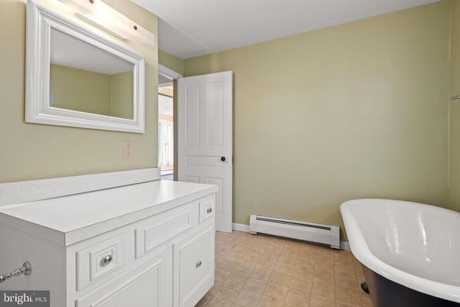 332 W High St, House other with 4 bedrooms, 2 bathrooms and null parking in MANHEIM PA | Image 25