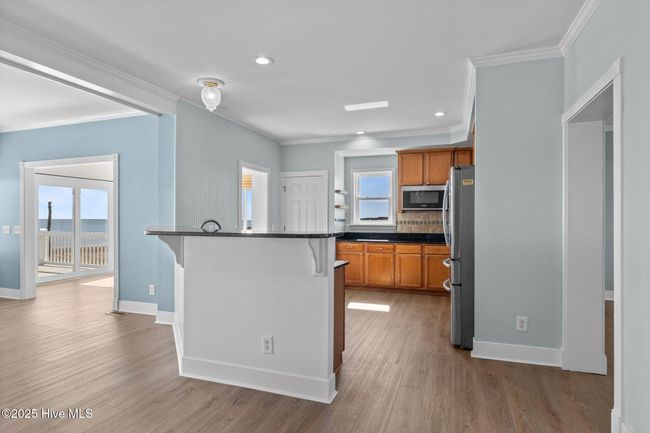 Kitchen | Image 16