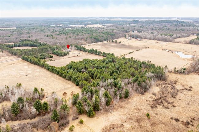 2082 Water Tower Rd, House other with 3 bedrooms, 3 bathrooms and null parking in FALL CREEK WI | Image 32