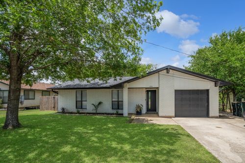 1004 Scenic Dr, Georgetown, TX, 78626-5441 | Card Image