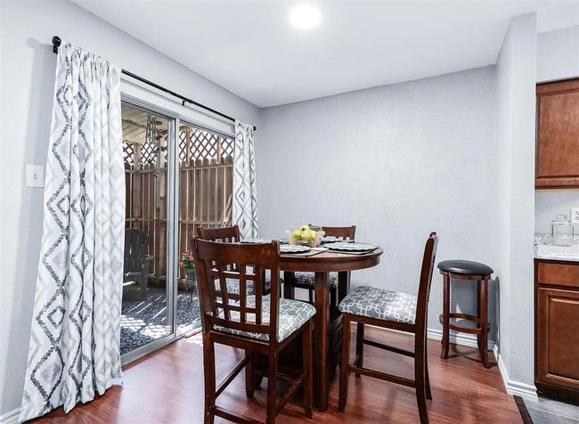 APT-807 - 7600 Emmett F Lowry Expy, Townhouse with 2 bedrooms, 2 bathrooms and null parking in Texas City TX | Image 9