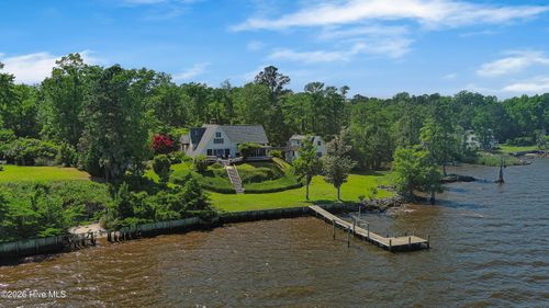 4100 N Rivershore Dr, New Bern, NC, 28560-7921 | Card Image