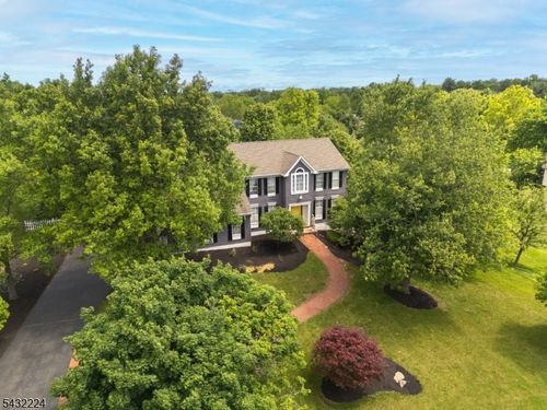 3 Shannon Way, Flemington, NJ, 08822-3203 | Card Image