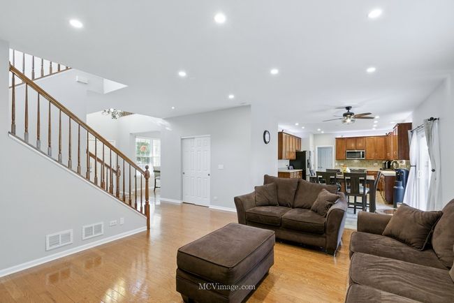 16347 W Cagwin Dr, House other with 4 bedrooms, 3 bathrooms and 2 parking in Lockport IL | Image 7