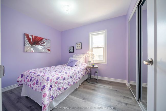 4749 Epworth Cir, House other with 4 bedrooms, 3 bathrooms and 4 parking in Niagara Falls ON | Image 22