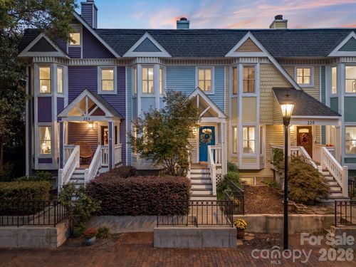 322 W 10th St, Charlotte, NC, 28202-1712 | Card Image