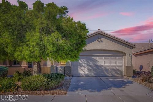 3385 Blue Ribbon Downs St, Las Vegas, NV, 89122-3710 | Card Image