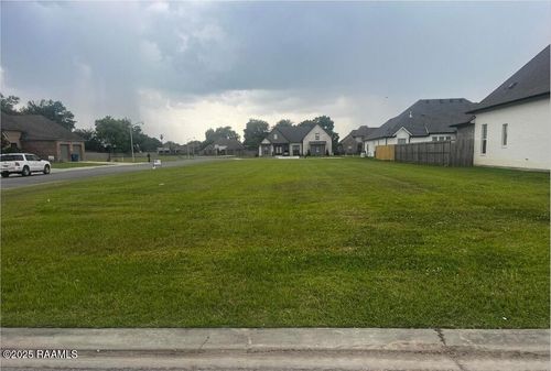101 Otter St, Lafayette, LA, 70503-6633 | Card Image