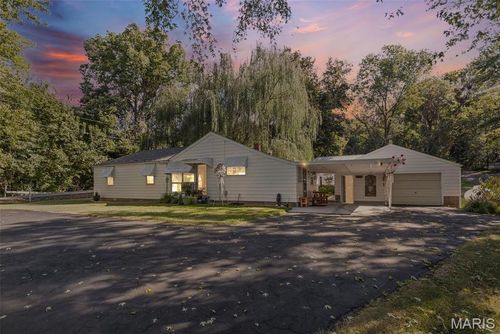 1650 N Bluff Rd, Collinsville, IL, 62234-7325 | Card Image