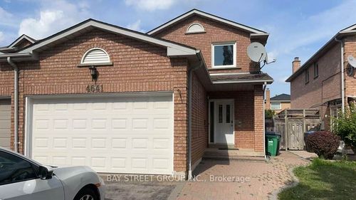 4641 Crosscreek Crt, Mississauga, ON, L5V1G5 | Card Image