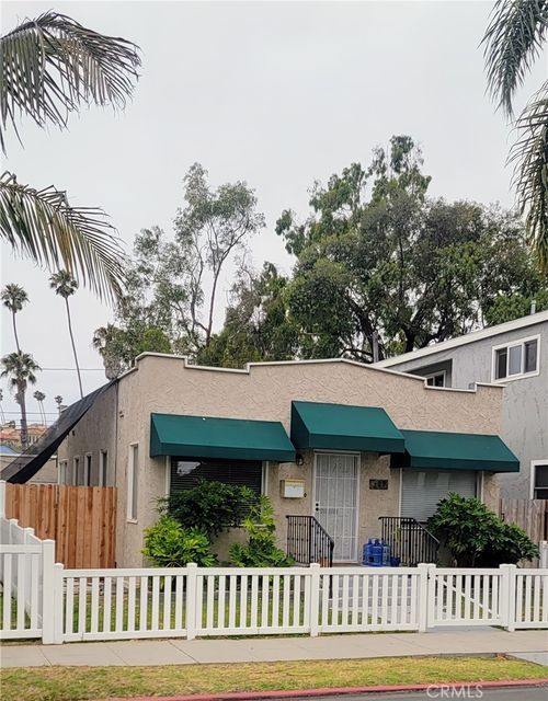 209 Park Ave, Long Beach, CA, 90803-1748 | Card Image