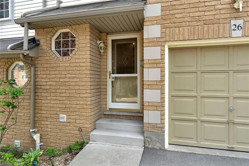 26-31 Moss Blvd, Dundas, ON, L9H7A6 | Card Image
