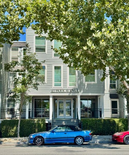240-411 Park Ave, San Jose, CA, 95113-2261 | Card Image