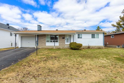 57 Sullivan Avenue, Meadowlands - Crestview and Area, ON, K2G1V1 | Card Image